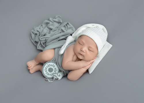 Ньюборн позировка